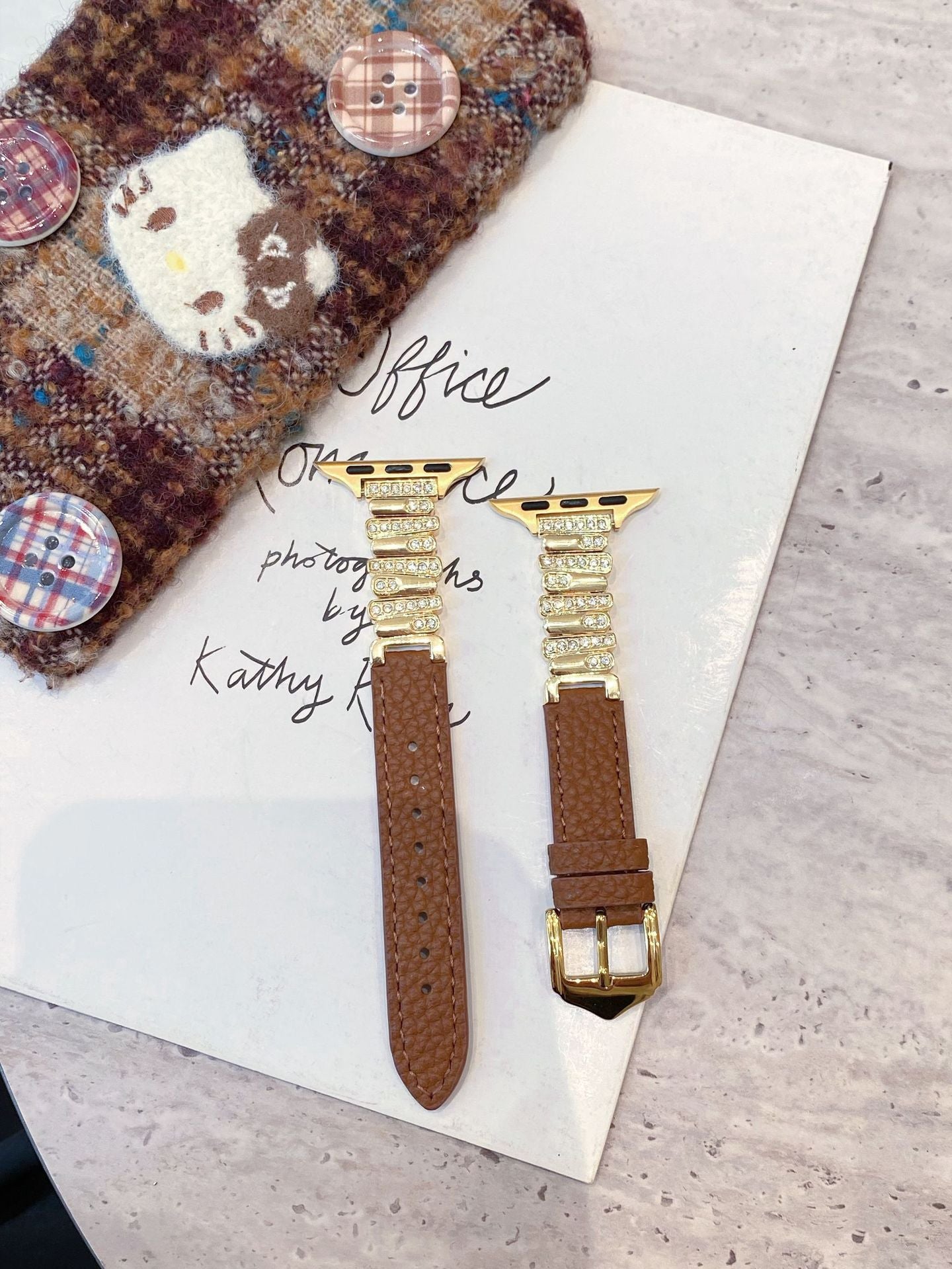Irregular Rhinestone Embellished Leather Strap for Apple Watch 4/5/6/7/8/9/S10 Watch Band Apple Watch Band